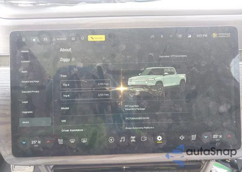 2025 Rivian R1T Adventure Dual Motor Large Pack/Adventure Dual Motor Max Pack from USA, damaged, VIN 7FCTGBAAXSN035740